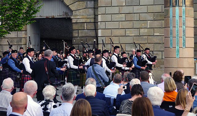 pipe bands